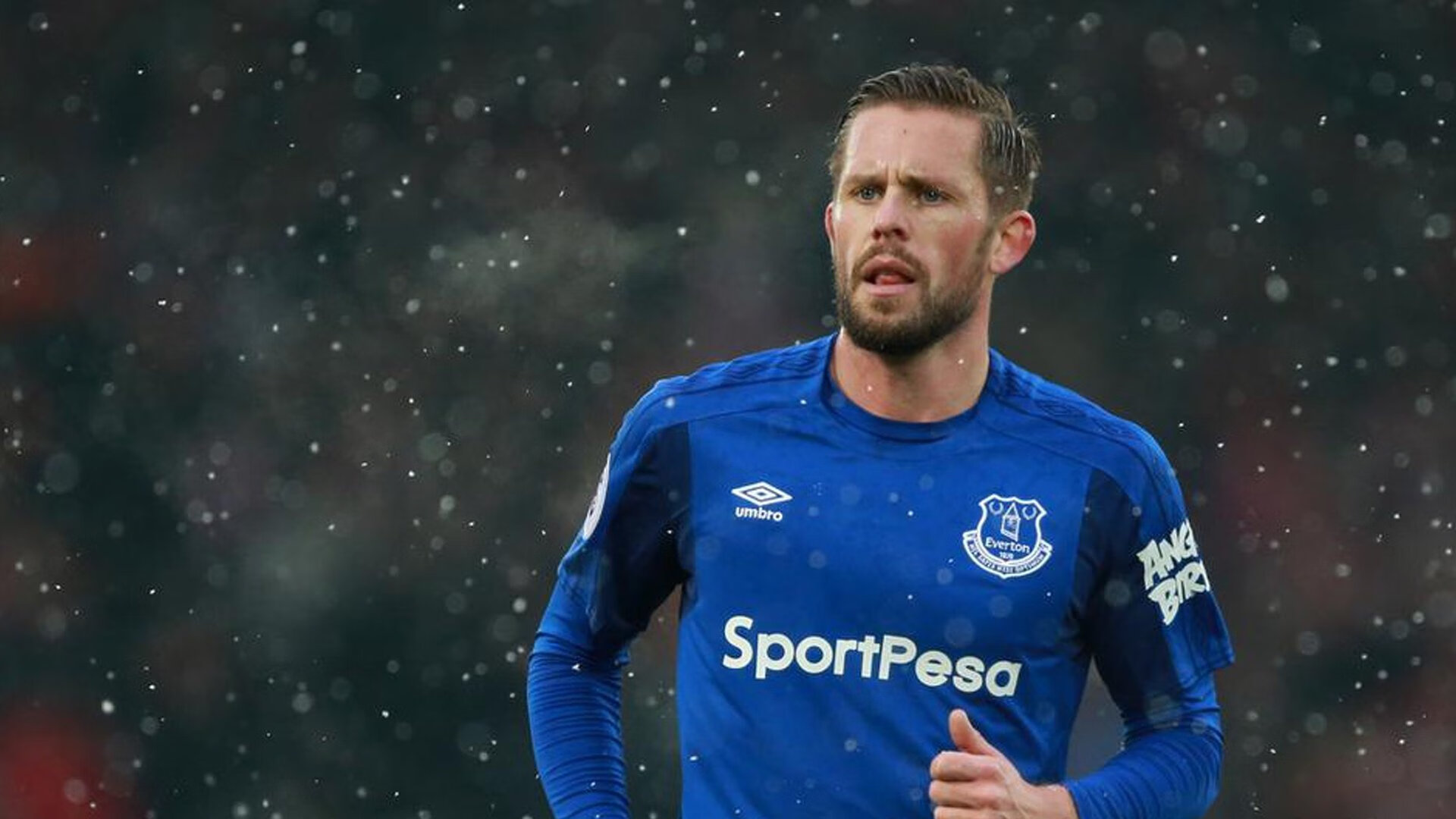 欧洲杯主办方宣布加强安保与服务措施，全方位保障赛事安全与观赛体验